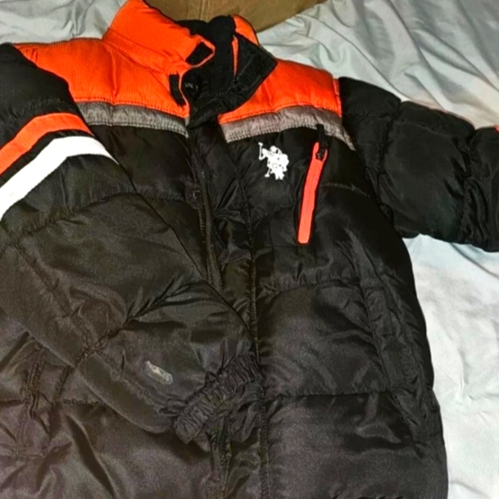 CB Sport Boys Black Puffer jacket 14/16